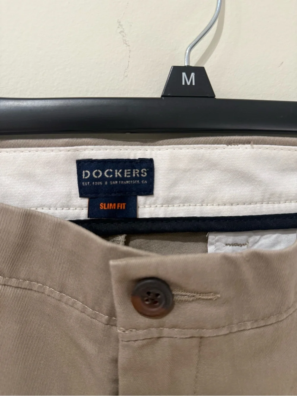 Dockers Men's Chino Pants in Light Khaki/Taupe Slim Fit New with Tags 34x34